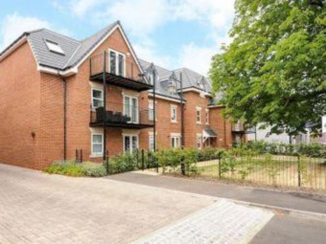 House for rent in Ashley Park, Surrey
