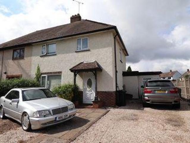 House for rent in Navestock Side
