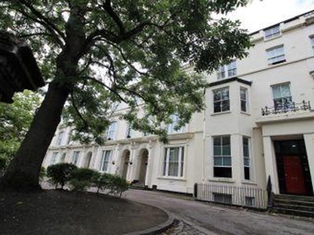 House for rent in Calderstones