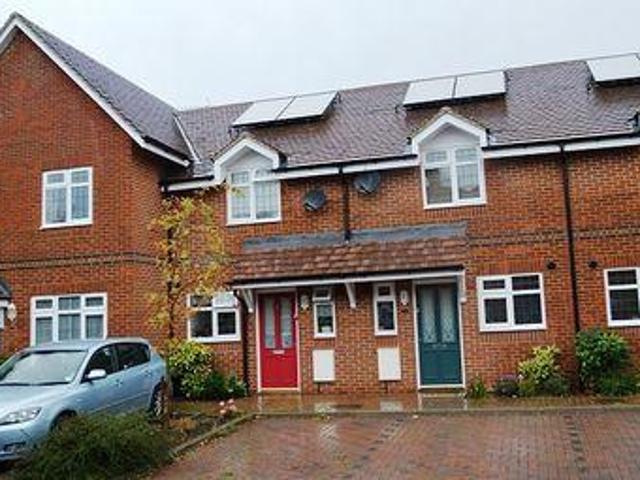 House for rent in Fole, Surrey