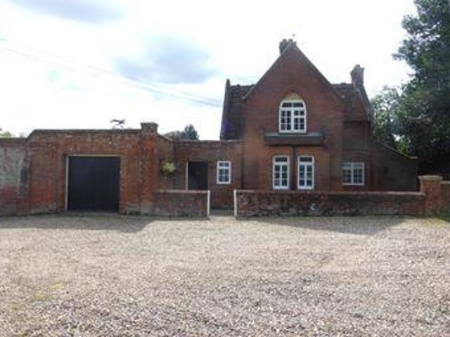 House for rent in Chipping Hill