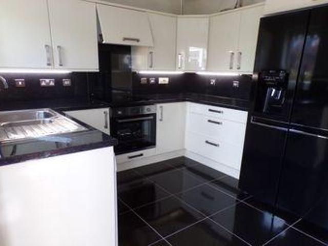 House for rent in Calderstones