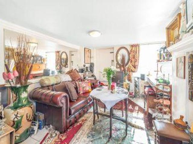 House for rent in Lyons, Greater London