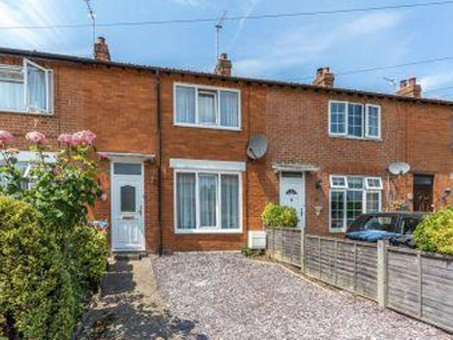 House for rent in Row Town, Surrey