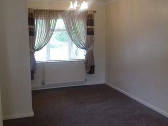 House for rent in Green Close, Warwickshire