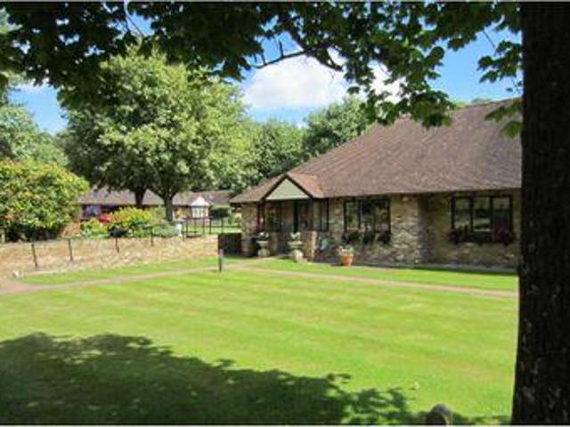 House for sale in Ascot