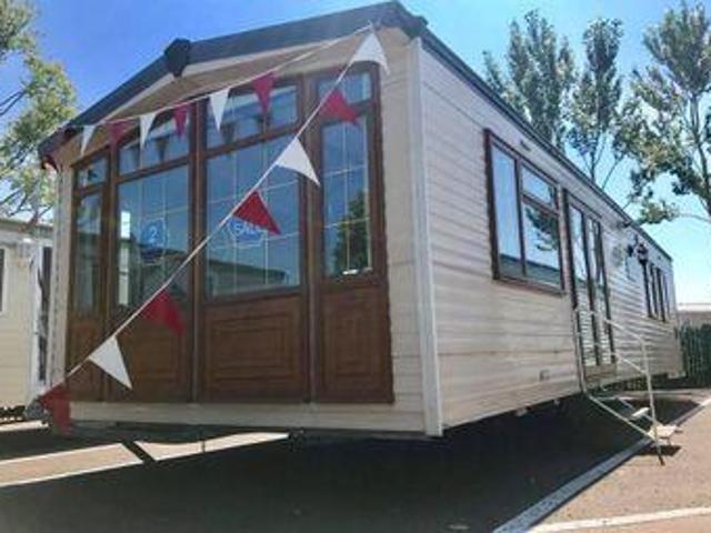 House for sale in Dale Hill, Essex
