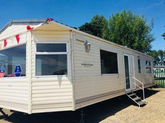 House for sale in Dale Hill, Essex