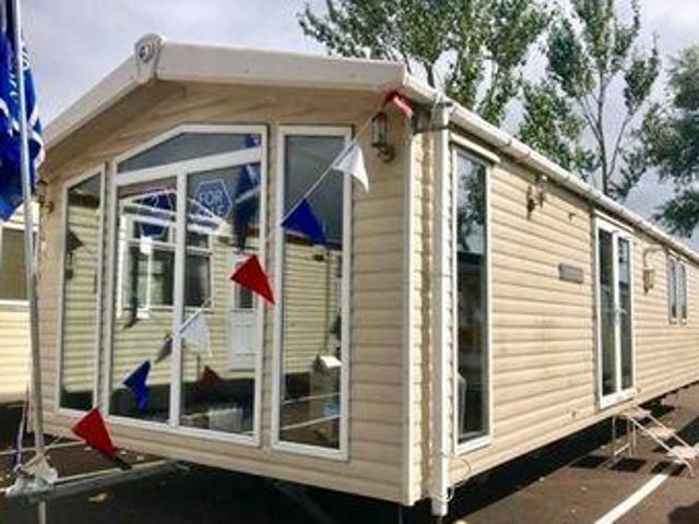 House for sale in Dale Hill, Essex