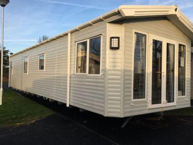 House for sale in Dale Hill, Essex