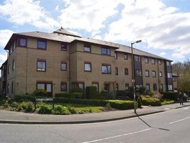 House for sale in Potters Bar, Hertfordshire