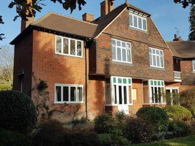 House for sale in Ascot
