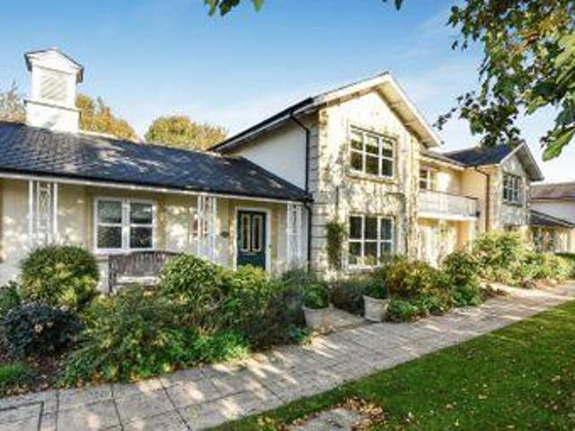 House for sale in Rugby, Warwickshire
