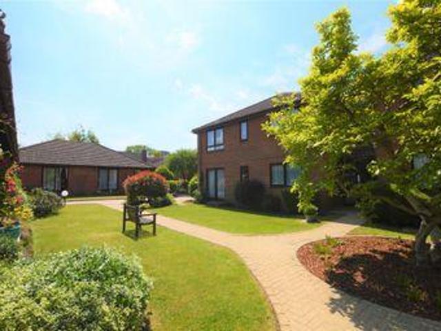 House for sale in Ashtead, Mole Valley
