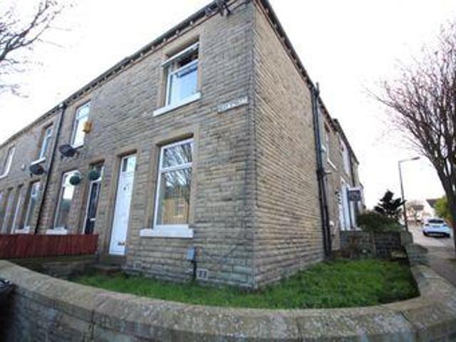House for sale in Huddersfield, West Yorkshire