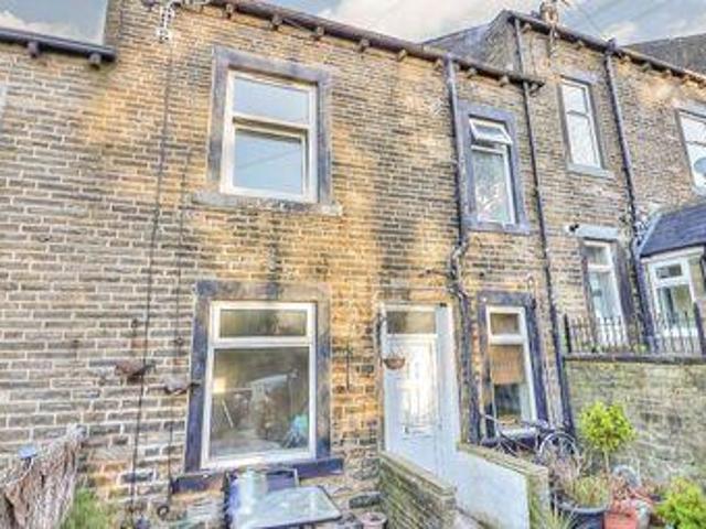 House for sale in Halifax, West Yorkshire