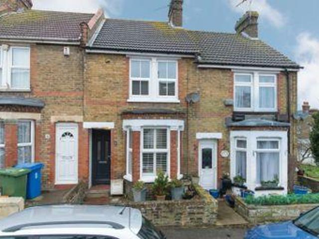 House for sale in Oad Street, Kent