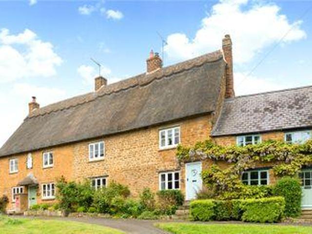 House for sale in Evershot, Oxfordshire