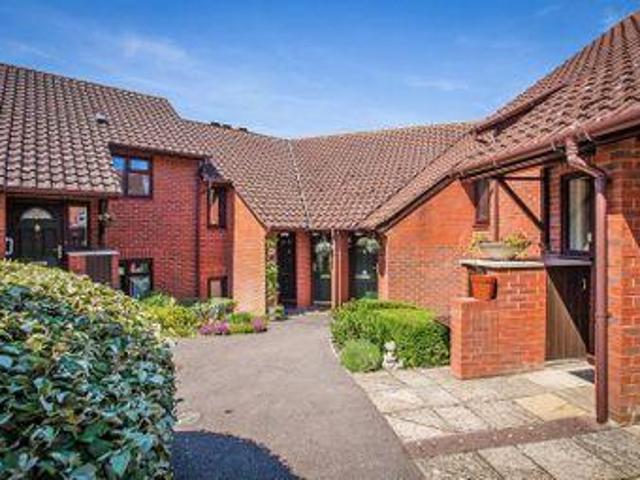 House for sale in Buckingham, Buckinghamshire