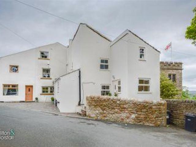 House for sale in Burnley, Lancashire