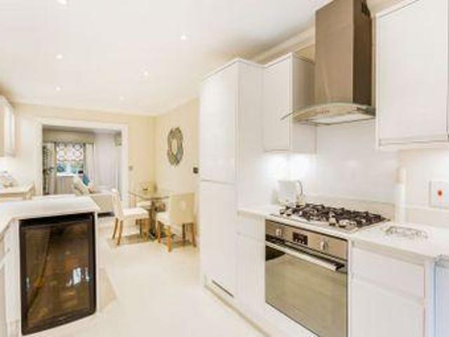 House for sale in Heol-las, Surrey