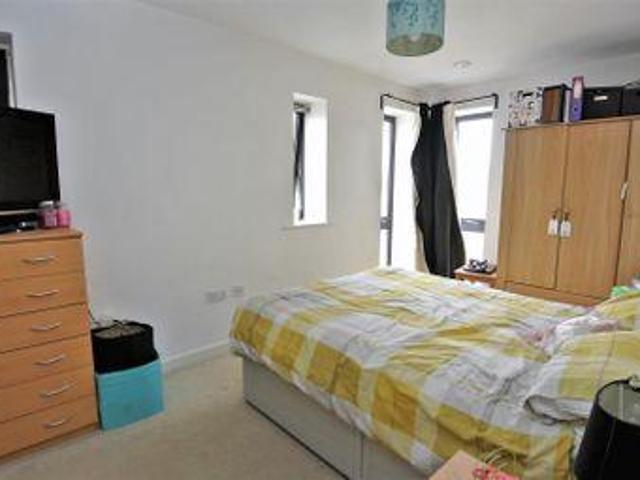 House for sale in Addlestone, Runnymede