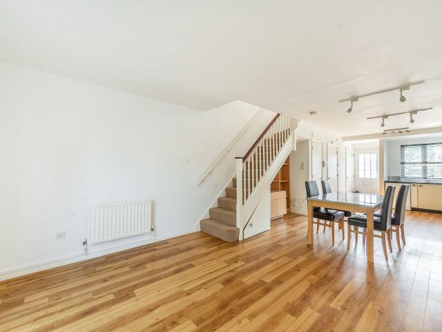House for rent in Little Stanmore, Greater London