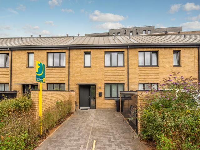 House for rent in London Borough of Merton, Greater London