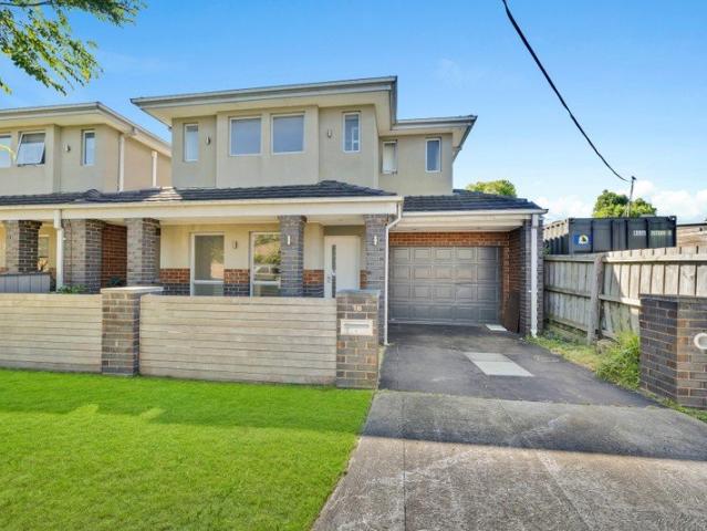 Townhouse for rent in Camerons Creek, Victoria