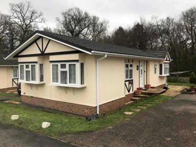 House for sale in Uxbridge, Greater London
