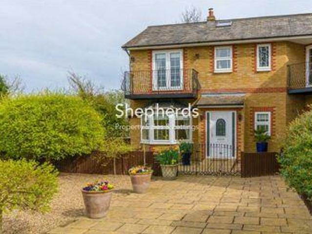 House for sale in Epping