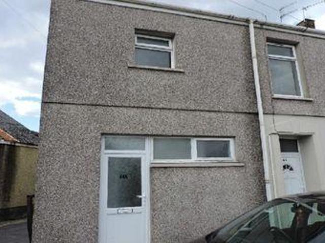 House for rent in Llanelli, Wales