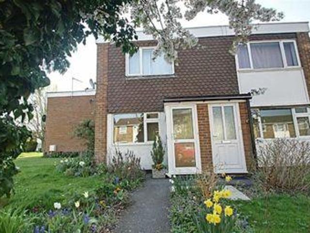 House for rent in Pouchen End, Hertfordshire