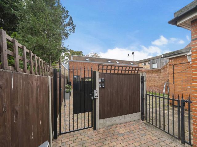 Apartment for rent in Cat Hill, Isle Of Man