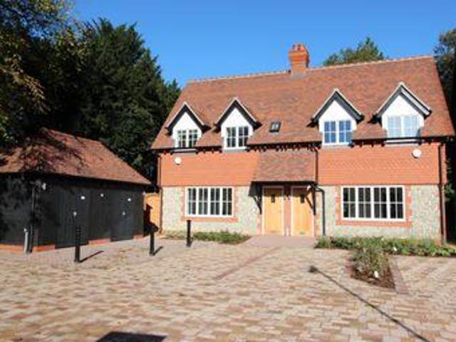 House for rent in Red Hill, Surrey