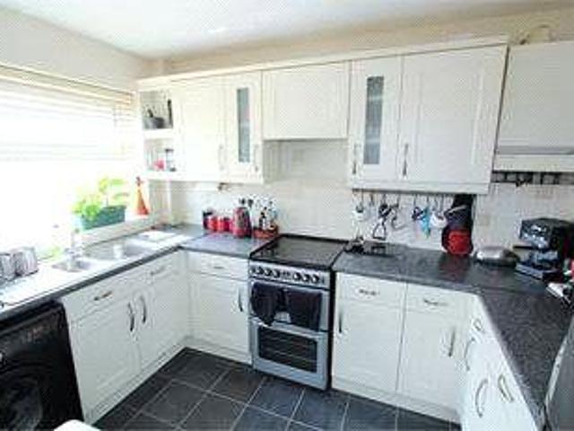House for rent in Row Town, Surrey
