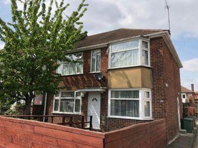 House for rent in Edgware, Greater London