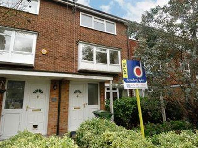 House for rent in Blackhills, Surrey