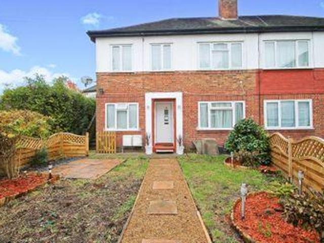 House for sale in London Borough of Ealing, Greenford