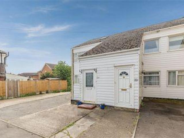 House for sale in Navestock Side