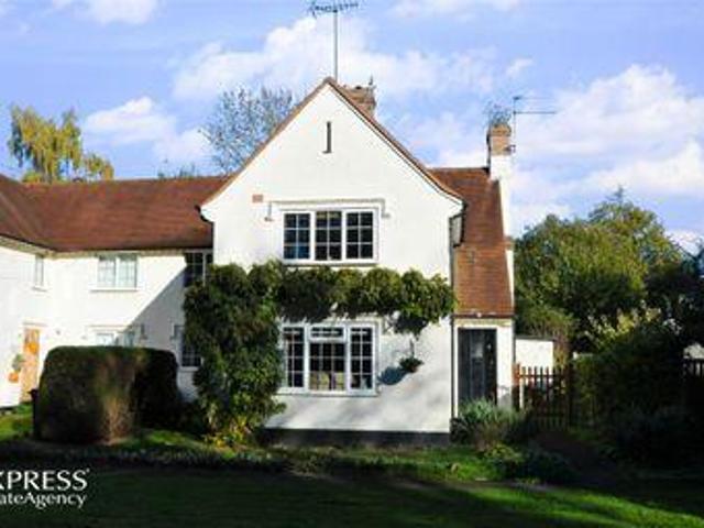 House for sale in Slough