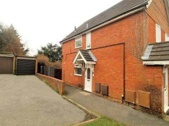 House for sale in Heol-las, Surrey