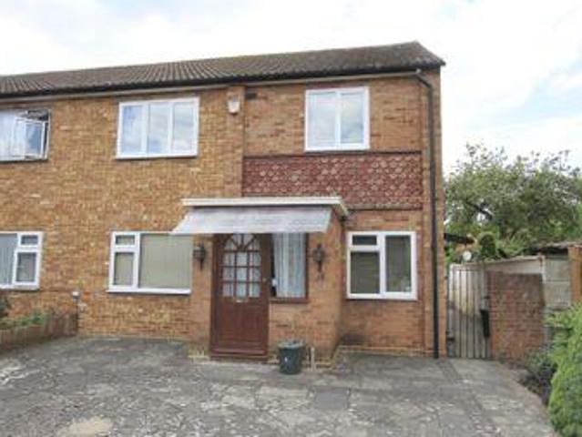 House for sale in Uxbridge, Greater London