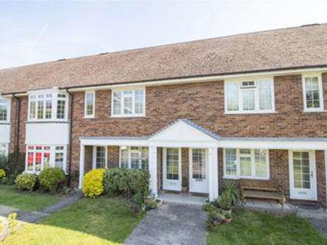 House for sale in Fleet, Hart