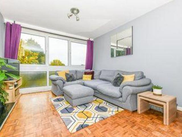 House for sale in Fole, Surrey