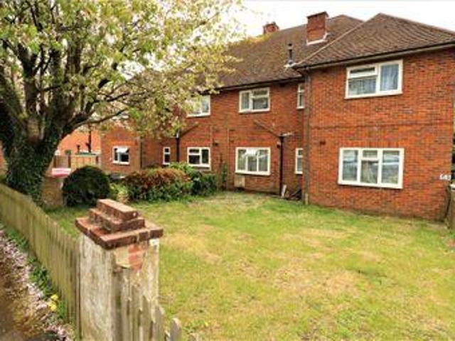 House for sale in Fole, Surrey