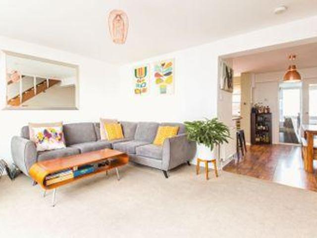 House for sale in Fishersgate, West Sussex
