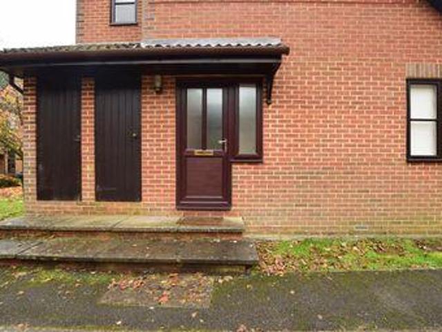 House for sale in Pachesham Park, Surrey