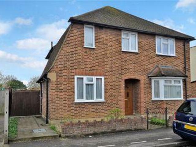 House for sale in Worcester Park, Greater London