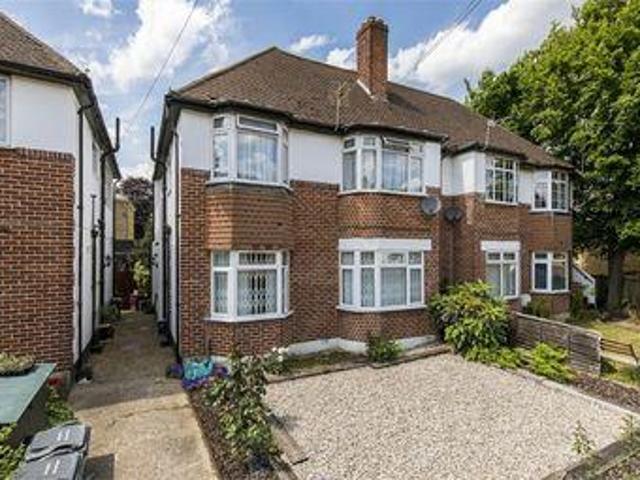 House for sale in Isleworth, Greater London